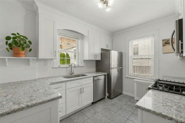 51 Sterling Avenue, Yonkers, NY 10704