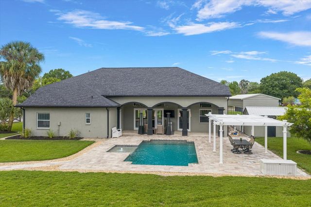 18731 CROOKED LANE, Lutz, FL 33548