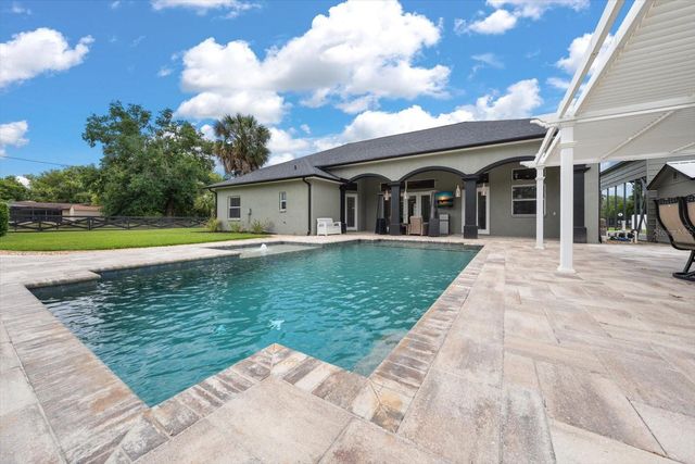 18731 CROOKED LANE, Lutz, FL 33548