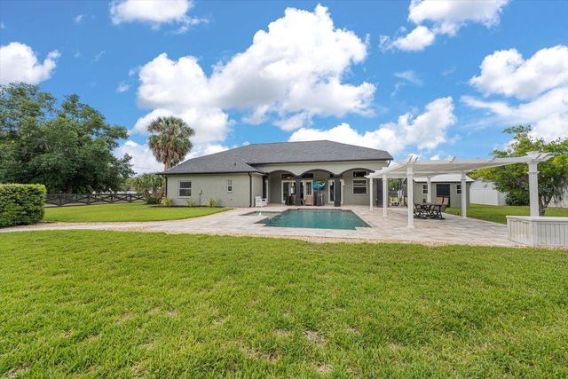 18731 CROOKED LANE, Lutz, FL 33548