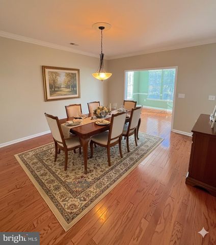 1 MARLOWE CT, Absecon, NJ 08205