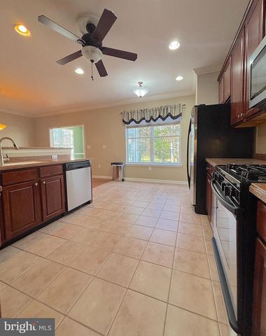 1 MARLOWE CT, Absecon, NJ 08205