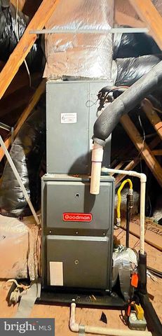 1 MARLOWE CT, Absecon, NJ 08205