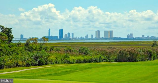 1 MARLOWE CT, Absecon, NJ 08205