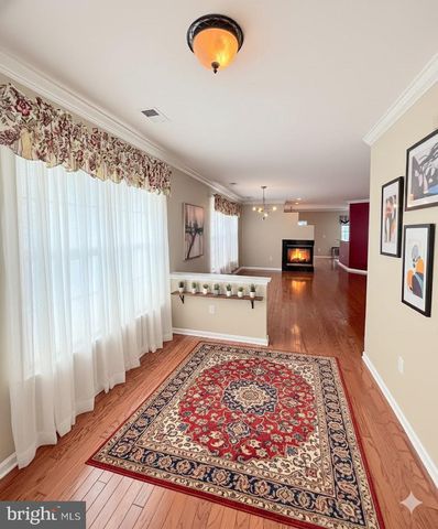 1 MARLOWE CT, Absecon, NJ 08205