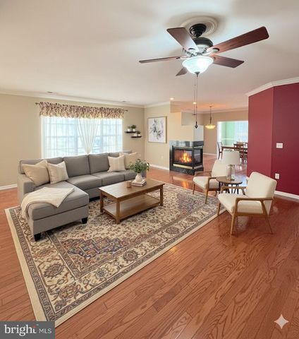 1 MARLOWE CT, Absecon, NJ 08205