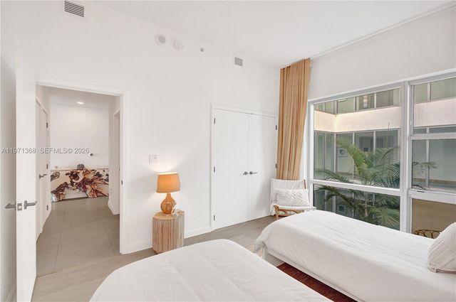 6799 Collins Ave 201, Miami Beach, FL 33141