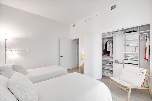 6799 Collins Ave 201, Miami Beach, FL 33141