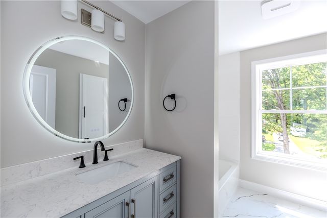 251 Crompton Road, East Greenwich, RI 02818