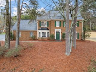 4150 Woodlark NE Court, Roswell, GA 30075