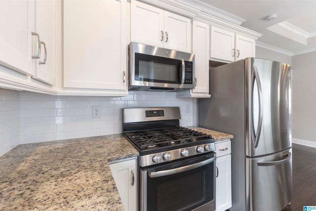 3906 CREST LANDING, Irondale, AL 35210