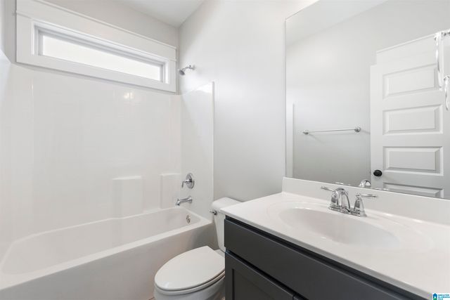 3906 CREST LANDING, Irondale, AL 35210