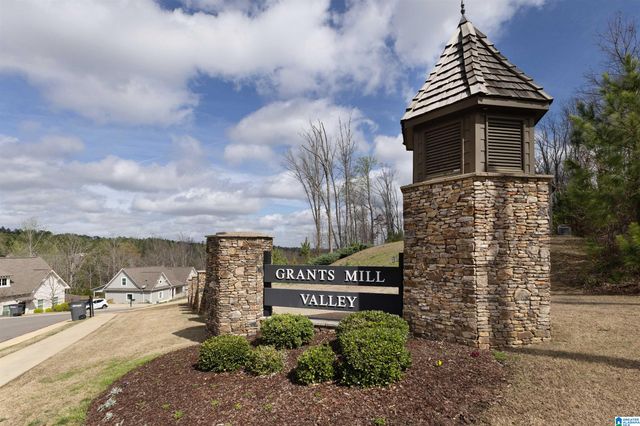 3906 CREST LANDING, Irondale, AL 35210