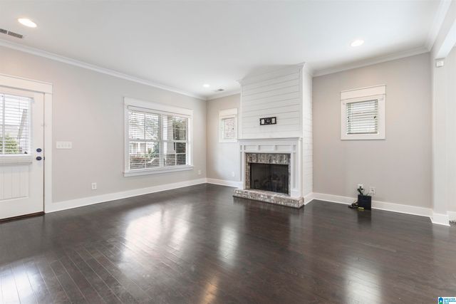 3906 CREST LANDING, Irondale, AL 35210