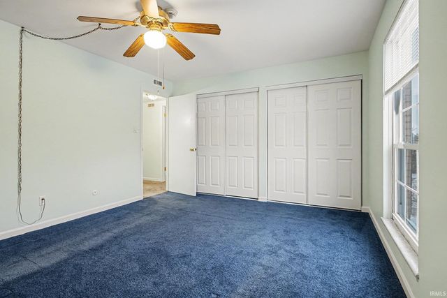 820 Lincolnway West 211, Mishawaka, IN 46544