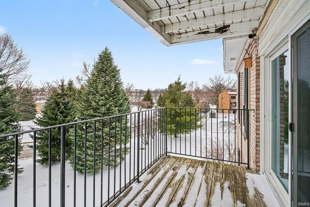 820 Lincolnway West 211, Mishawaka, IN 46544