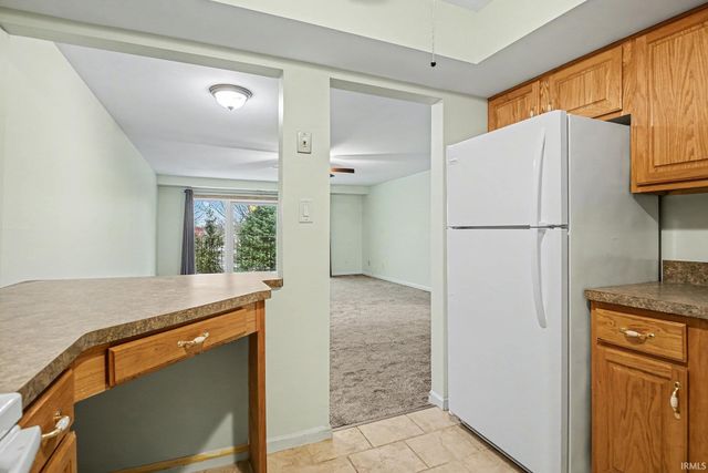 820 Lincolnway West 211, Mishawaka, IN 46544