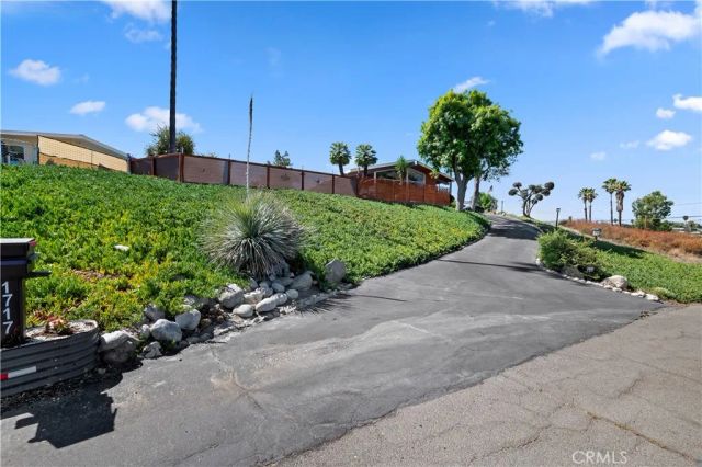 1717 Terrace, Hemet, CA 92544