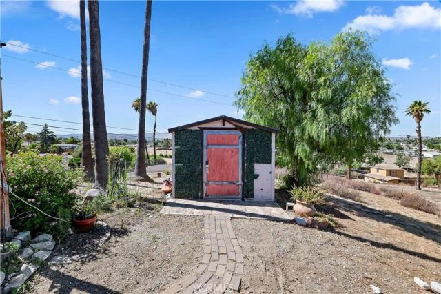 1717 Terrace, Hemet, CA 92544