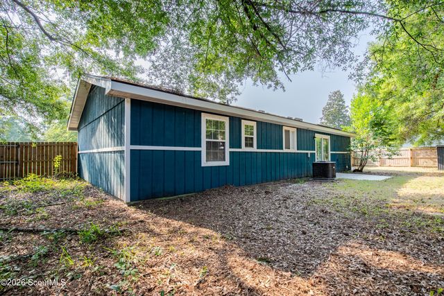 208 Pineneedle Court, Hinesville, GA 31313