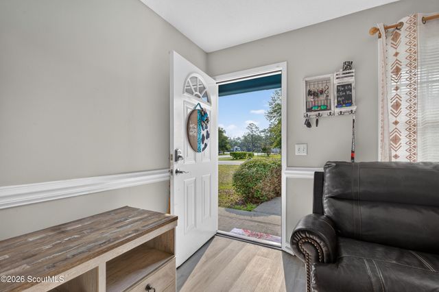 208 Pineneedle Court, Hinesville, GA 31313