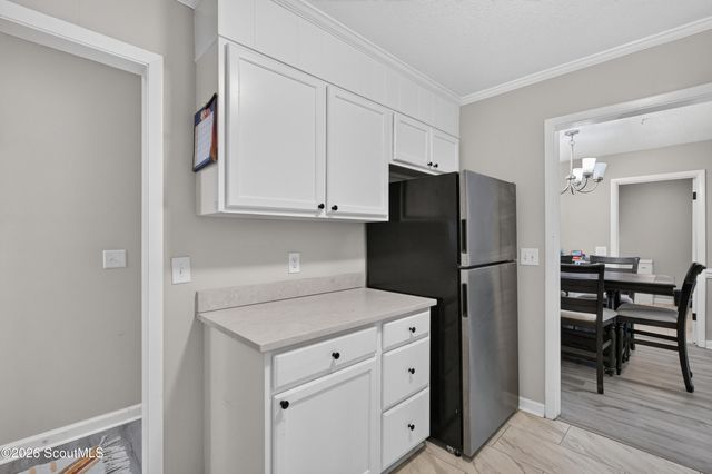 208 Pineneedle Court, Hinesville, GA 31313