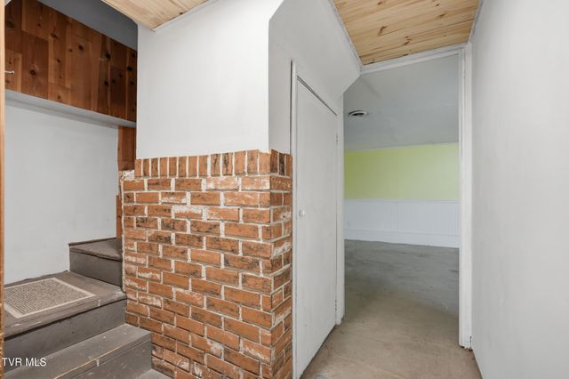8439 Pendleton Road, Wise, VA 24293