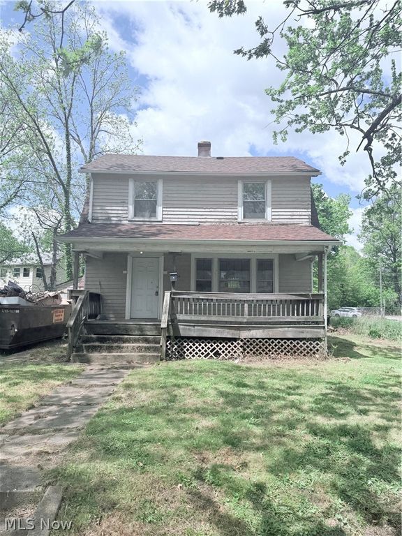 1174 Mercer Avenue, Akron, OH 44307