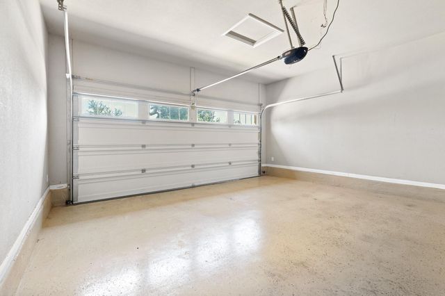 506 Hummingbird LN A, Austin, TX 78734