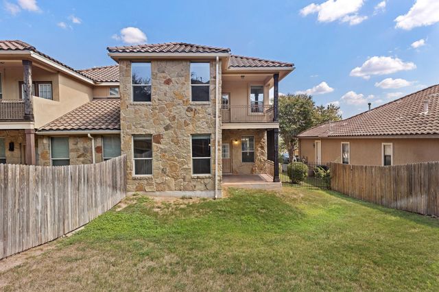 506 Hummingbird LN A, Austin, TX 78734