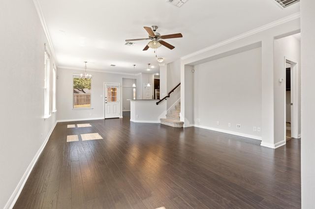 506 Hummingbird LN A, Austin, TX 78734