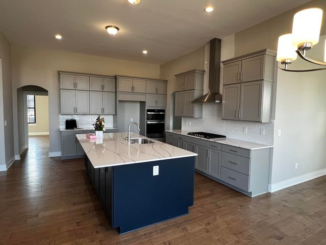06 S Elodea, Lodi Twp, MI 48103