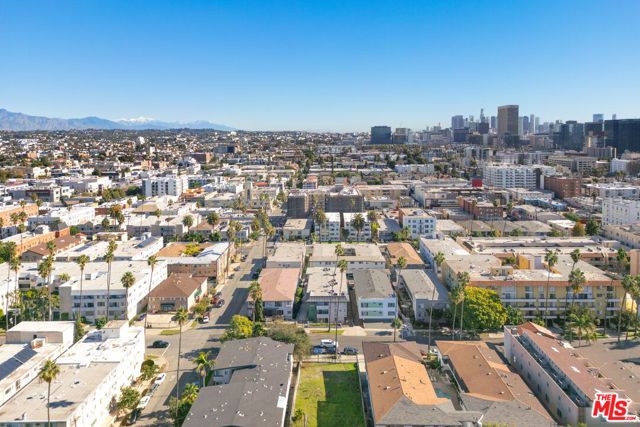 406 S St Andrews Place, Los Angeles, CA 90020