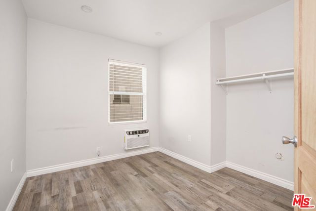 406 S St Andrews Place, Los Angeles, CA 90020