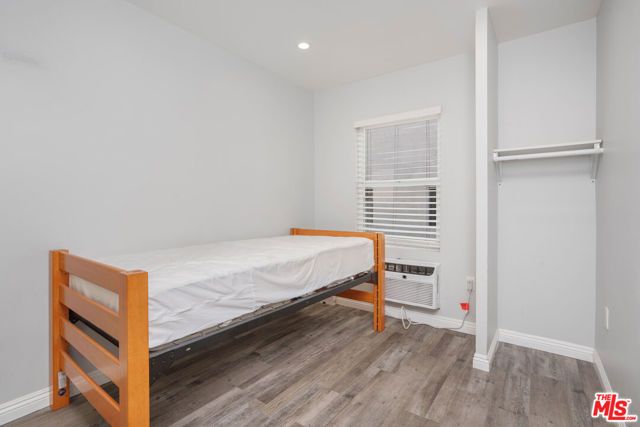 406 S St Andrews Place, Los Angeles, CA 90020