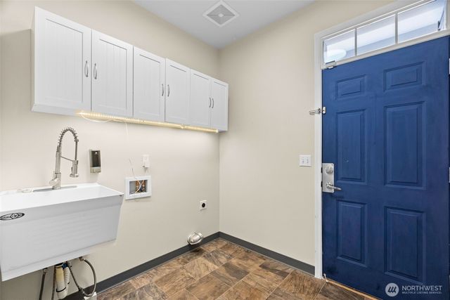 8419 15th Avenue SE, Olympia, WA 98513