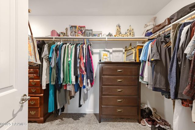 132 Abbeywood Court, Youngsville, LA 70592