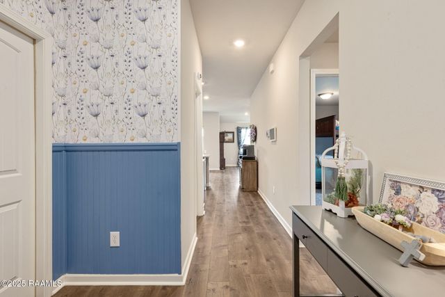 132 Abbeywood Court, Youngsville, LA 70592