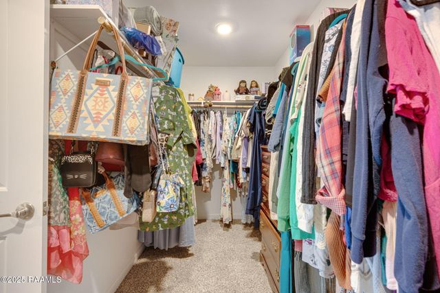 132 Abbeywood Court, Youngsville, LA 70592