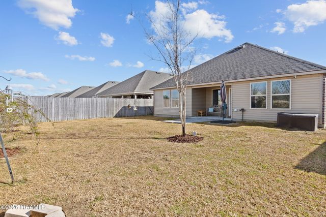 132 Abbeywood Court, Youngsville, LA 70592