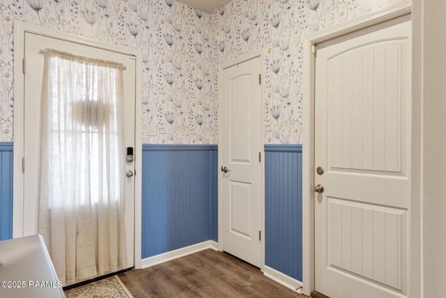 132 Abbeywood Court, Youngsville, LA 70592