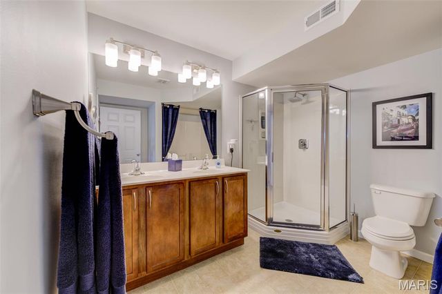 633 Bordeaux Way, St Peters, MO 63376