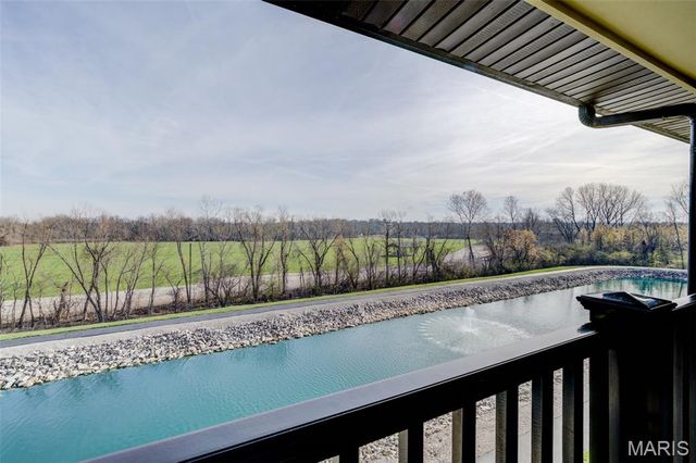 633 Bordeaux Way, St Peters, MO 63376