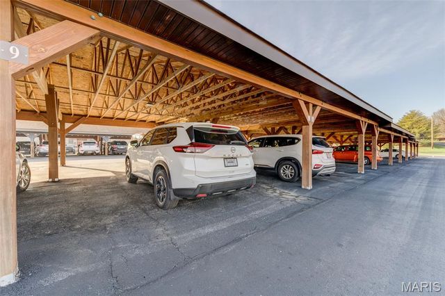 633 Bordeaux Way, St Peters, MO 63376