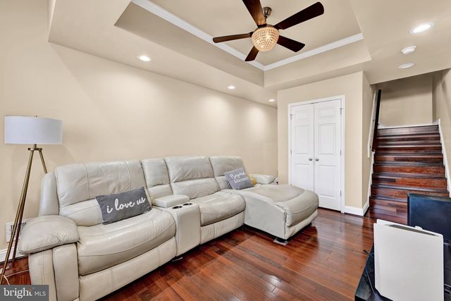 1401 E LANVALE ST, Baltimore, MD 21213