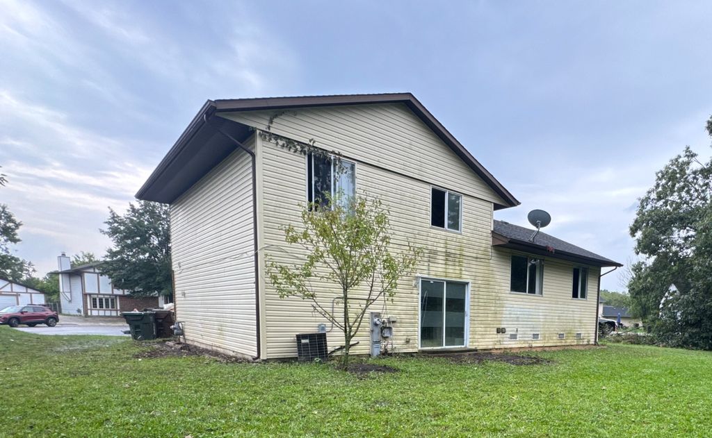 3509 Bordeaux Court, Hazel Crest, IL 60429 — photo 2