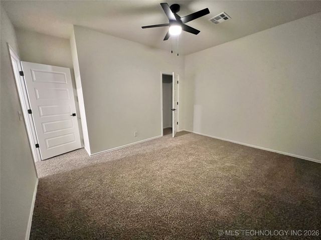 2916 S 8th Street, Broken Arrow, OK 74012