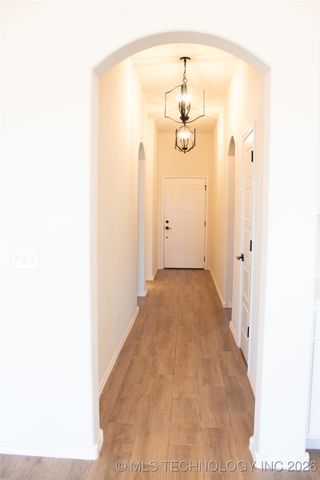 2916 S 8th Street, Broken Arrow, OK 74012