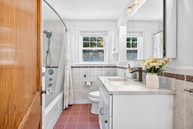 33 Underwood St, Belmont, MA 02478