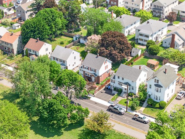 33 Underwood St, Belmont, MA 02478